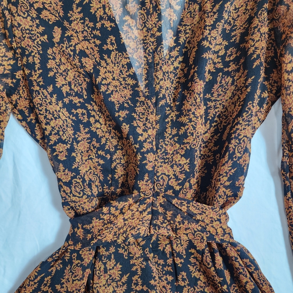 Fashion Nova Wildflower Longsleeve V Neck Mini Dress Size‎ Small - Picture 15 of 16